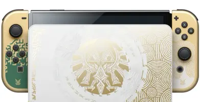 Nintendo Switch OLED - Zelda: Tears of The Kingdom Edition